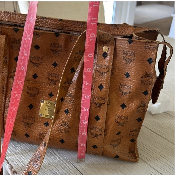 Mcm Visetos Monogram carry all tote authentic hang bag - Picture 5 of 16